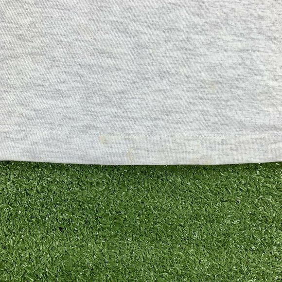 Vintage 90's Macaw Helicopters Saipan USA T-Shirt - Picture 9 of 10